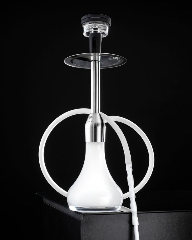 Imaginez une chicha réunissant tout ce dont vous aviez toujours rêvé ? 

TSAR Ultimate Stainless Snow White 
✅ Vase en verre épais avec logo gravé au laser
✅ Bague pleine
✅ Diffuseur réglable et amovible
✅ Connecteur tuyau 18/8 aimanté
✅ Purge avec effets personnalisables
✅ Assiette 18/8 gravée 
✅ Cut de colonne 18.8

Imagine a Hookah everything you've ever dreamed of? 

Tsar Ultimate Stainless Snow White 

📸 @mario.cachimba 
#hookah #narguile #shisha #cachimba #chichatime #stainless #narguileiros